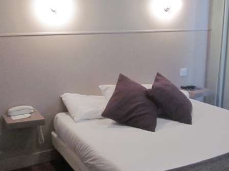 Buc Lounge Hotel Room photo